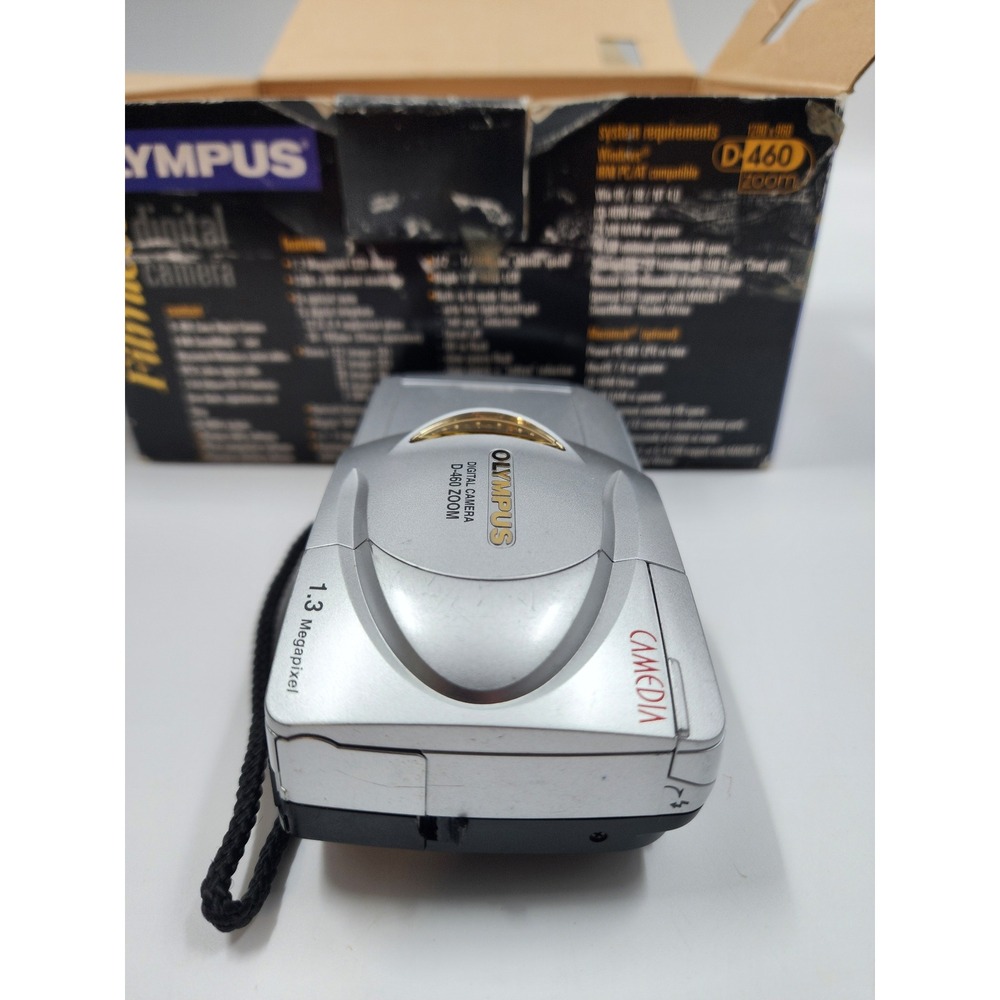 Olympus Camedia D-460 Zoom Digital Camera 1.3MP 3x Optical Zoom Silver Boxed - Picture 6 of 16